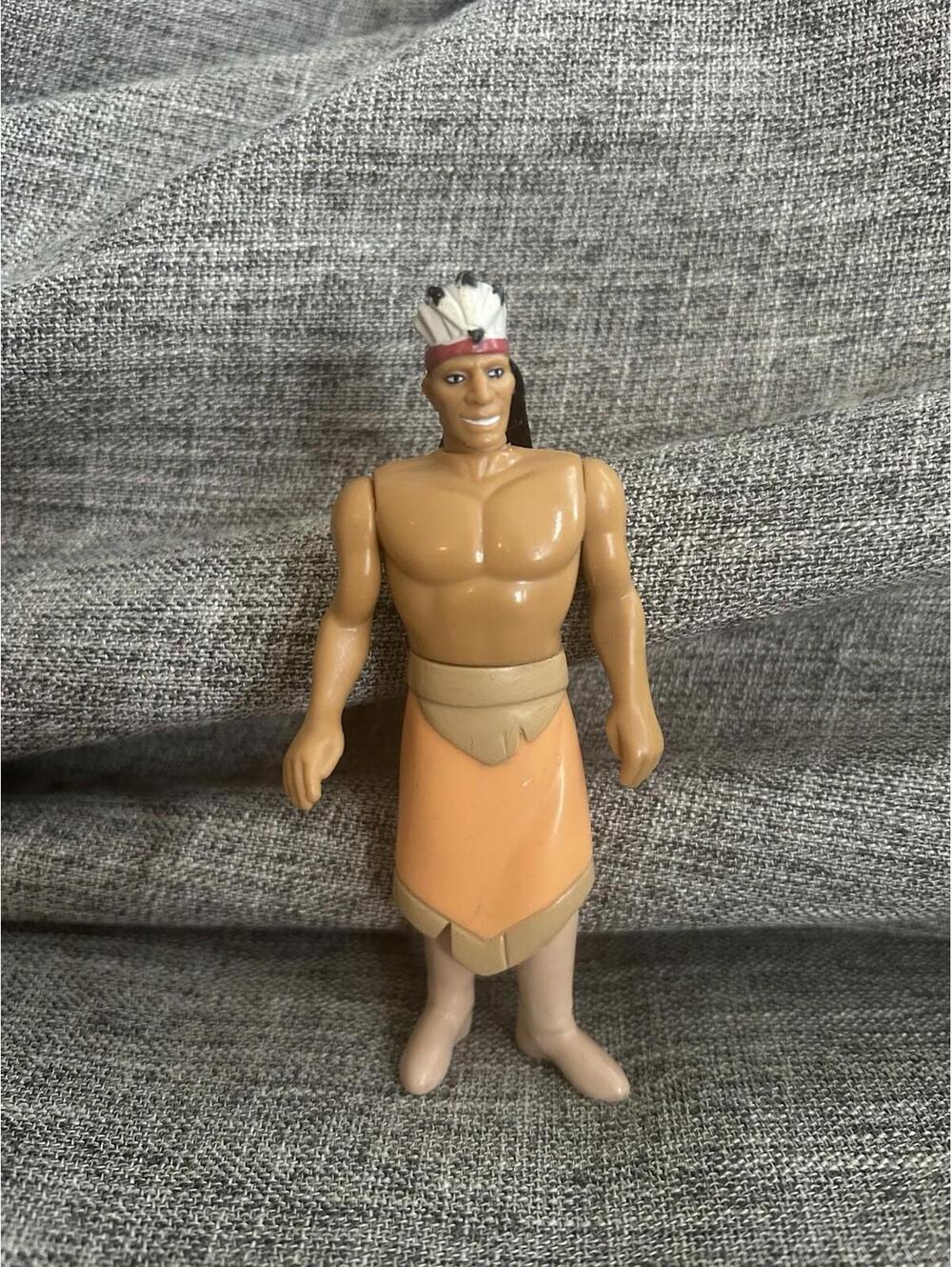 Walt Disney Action Figure Pocahontas Chief Powhatan Vintage